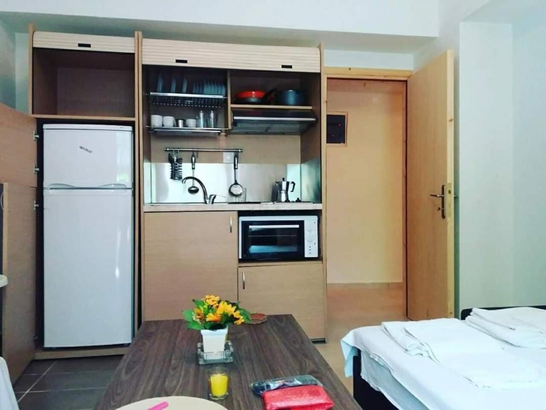 Elizabeth Hotel Kallithea  Екстер'єр фото